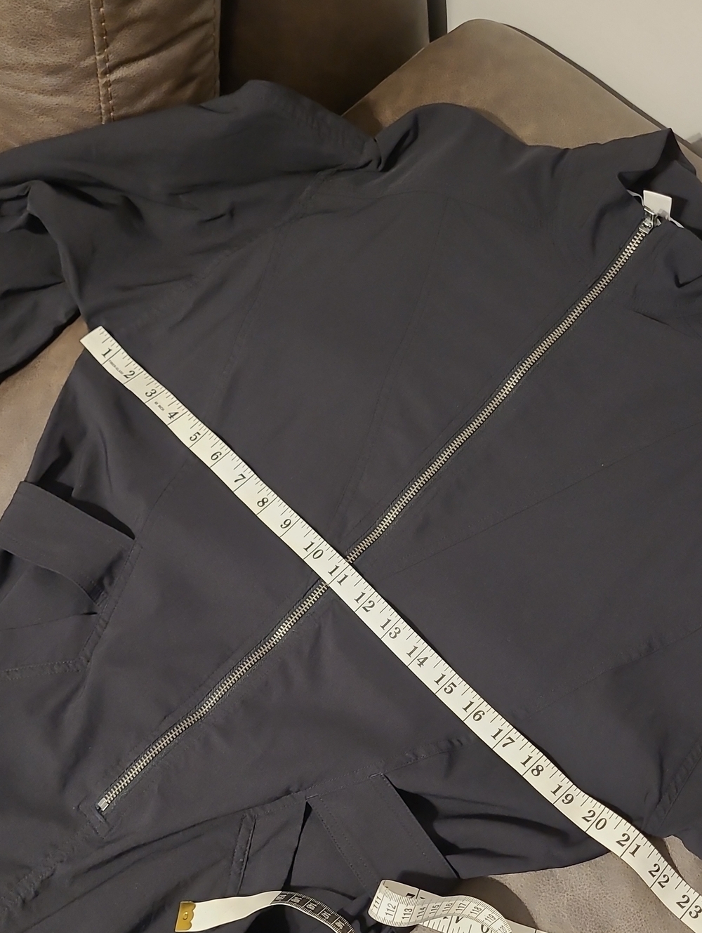 Athleta Lenox Utility Cargo Jumpsuit Black Wmn Sz 6 Gorpcore Athletic - Picture 14 of 16